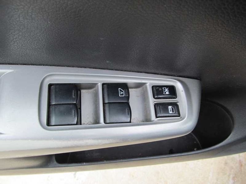 https://f005.backblazeb2.com/file/img-partshotlines-com/Inventory/NE187/Vehicle/647002_08.jpg