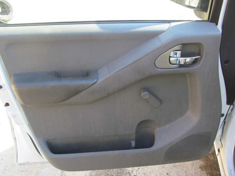 https://f005.backblazeb2.com/file/img-partshotlines-com/Inventory/NE187/Vehicle/647094_08.jpg
