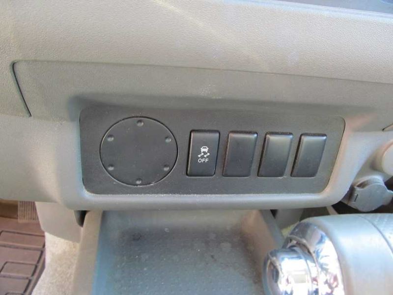 https://f005.backblazeb2.com/file/img-partshotlines-com/Inventory/NE187/Vehicle/647094_12.jpg