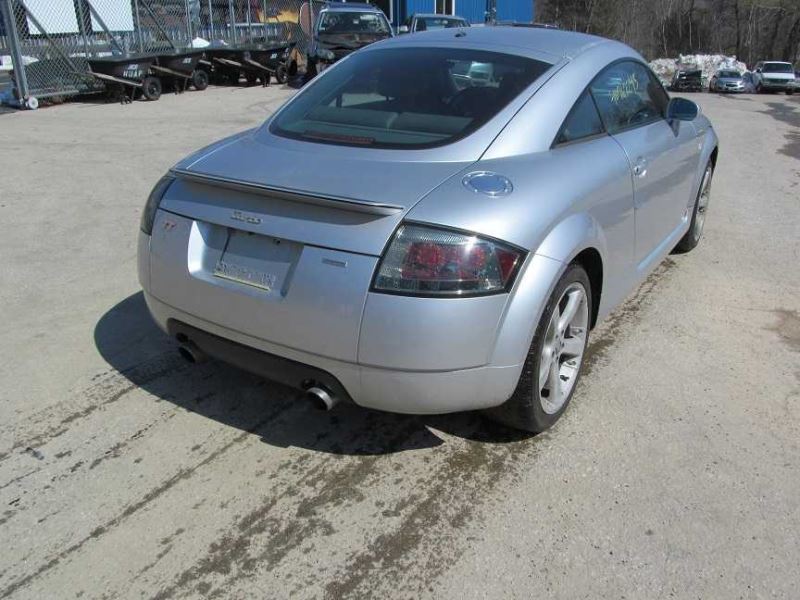https://f005.backblazeb2.com/file/img-partshotlines-com/Inventory/NE187/Vehicle/647319_03.jpg