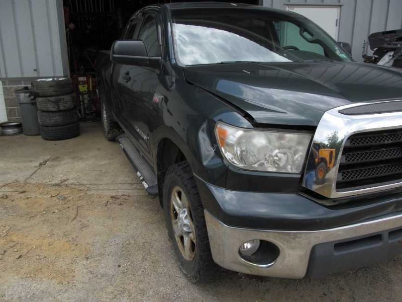 https://f005.backblazeb2.com/file/img-partshotlines-com/Inventory/NE187/Vehicle/647369_03.jpg