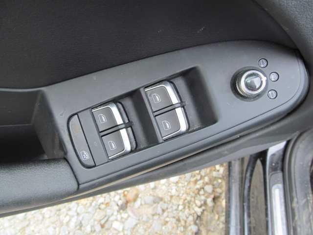 https://f005.backblazeb2.com/file/img-partshotlines-com/Inventory/NE187/Vehicle/647907_11.jpg