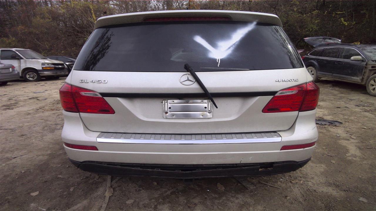 https://f005.backblazeb2.com/file/img-partshotlines-com/Inventory/NE188/Vehicle/10021_08.jpg