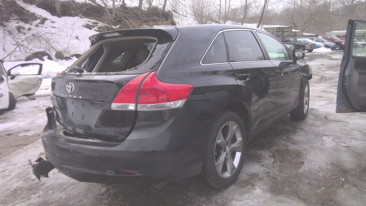https://f005.backblazeb2.com/file/img-partshotlines-com/Inventory/NE188/Vehicle/10341_05.jpg
