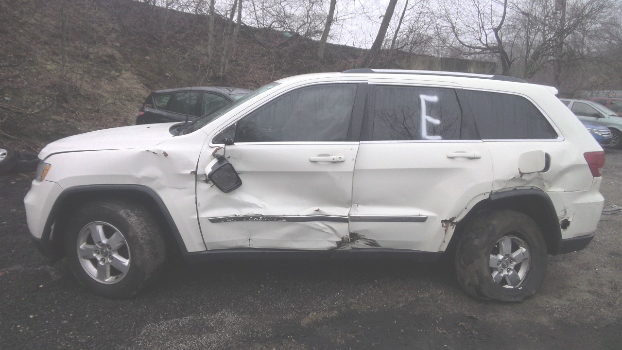 https://f005.backblazeb2.com/file/img-partshotlines-com/Inventory/NE188/Vehicle/10463_02.jpg