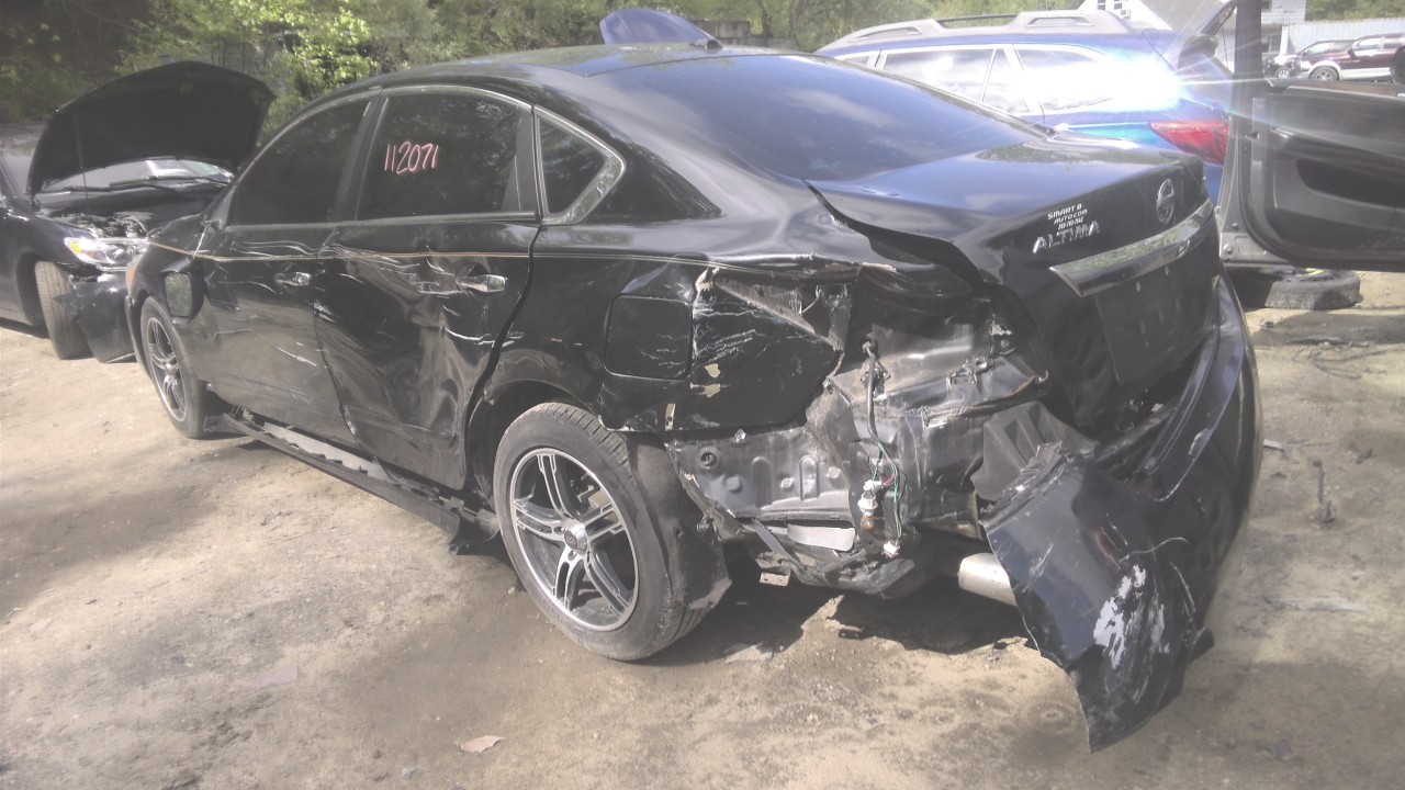 https://f005.backblazeb2.com/file/img-partshotlines-com/Inventory/NE188/Vehicle/10622_02.jpg