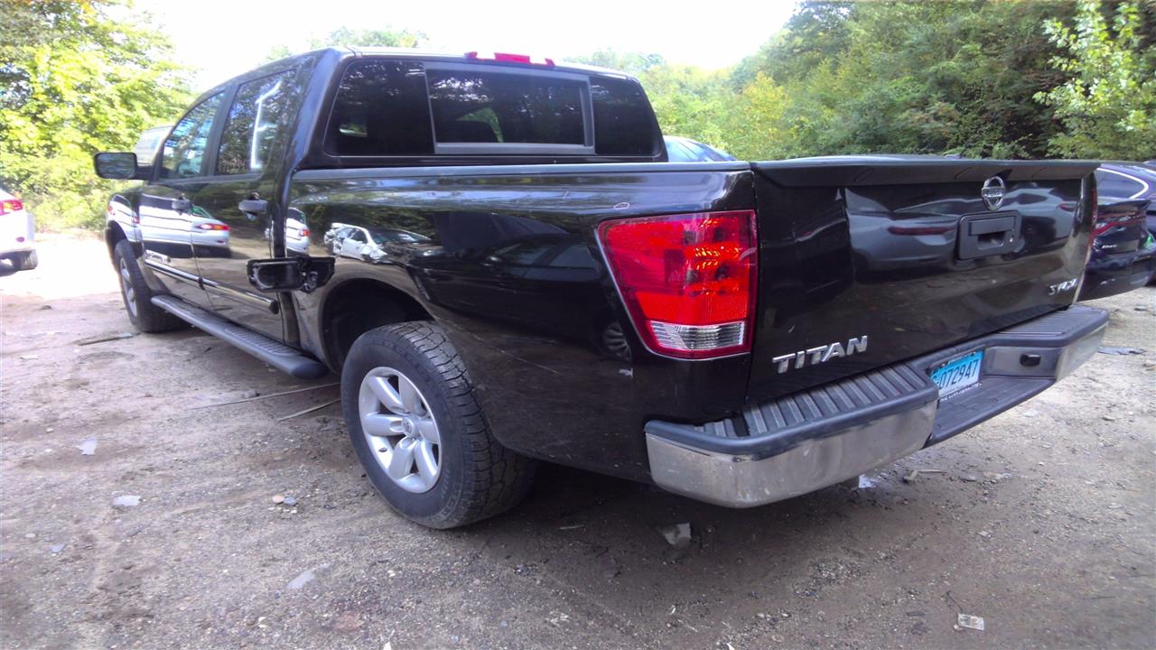 https://f005.backblazeb2.com/file/img-partshotlines-com/Inventory/NE188/Vehicle/9828_09.jpg