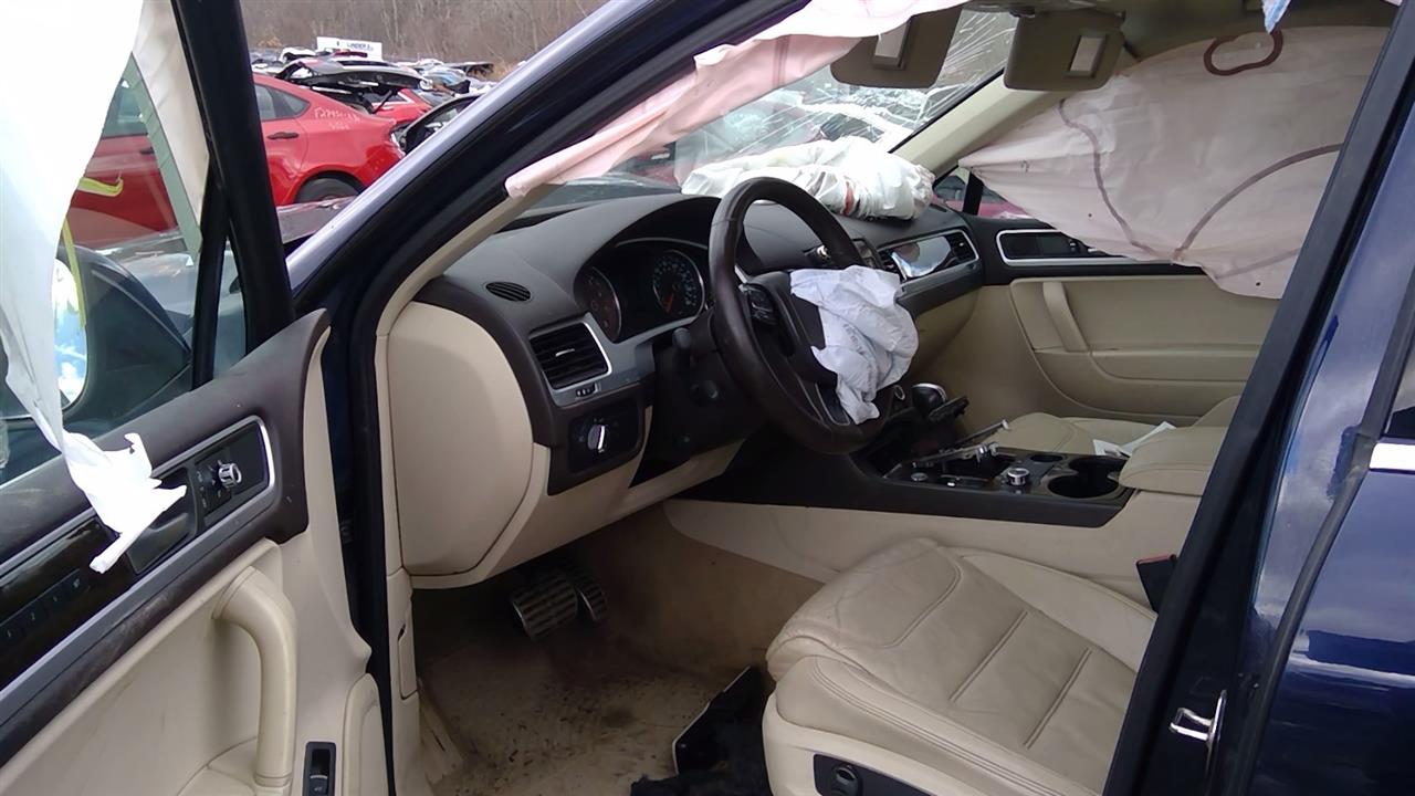 https://f005.backblazeb2.com/file/img-partshotlines-com/Inventory/NE20/Vehicle/243264_15.jpg