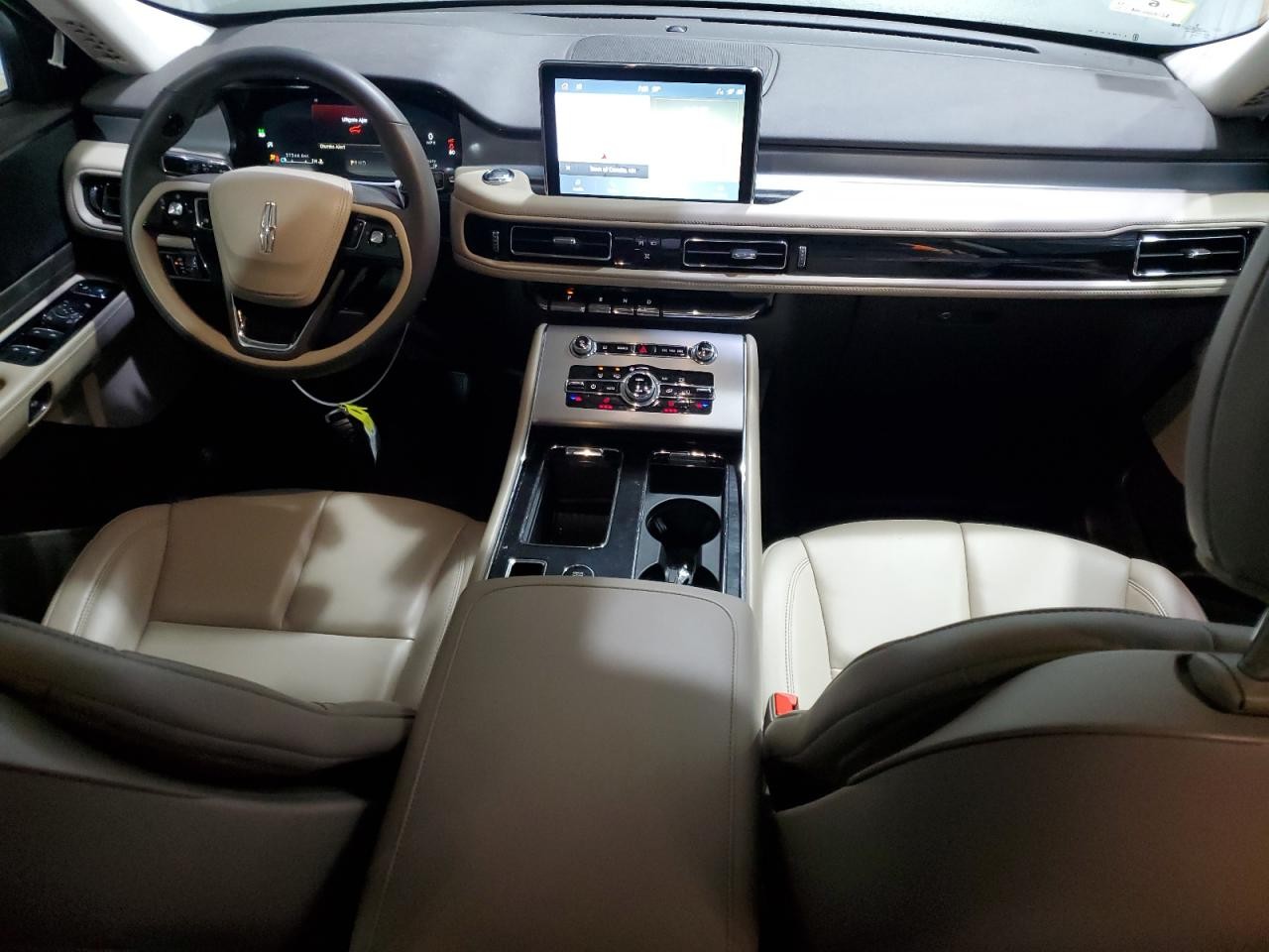 https://f005.backblazeb2.com/file/img-partshotlines-com/Inventory/NE20/Vehicle/257294_08.jpg