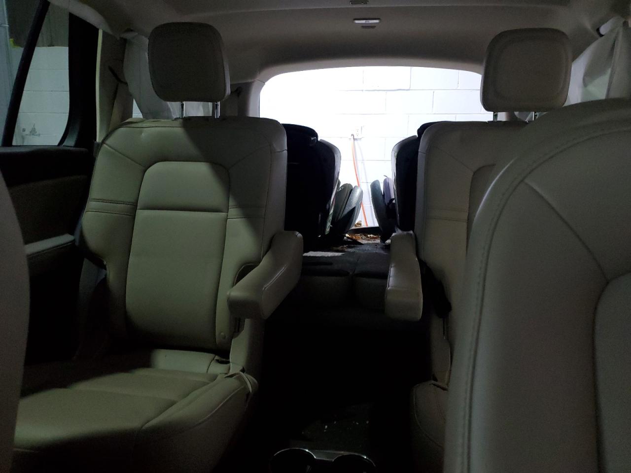 https://f005.backblazeb2.com/file/img-partshotlines-com/Inventory/NE20/Vehicle/257294_10.jpg