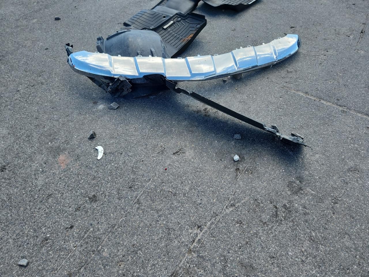 https://f005.backblazeb2.com/file/img-partshotlines-com/Inventory/NE20/Vehicle/257353_12.jpg