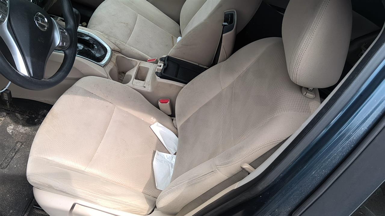 https://f005.backblazeb2.com/file/img-partshotlines-com/Inventory/NE20/Vehicle/262366_27.jpg