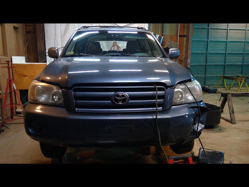 https://f005.backblazeb2.com/file/img-partshotlines-com/Inventory/NE207/Vehicle/1455965_02.jpg