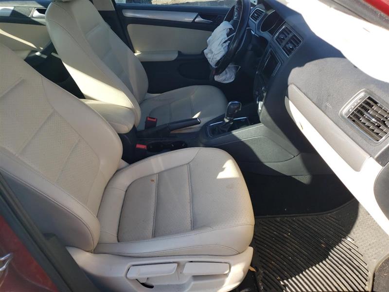 https://f005.backblazeb2.com/file/img-partshotlines-com/Inventory/NE207/Vehicle/1456498_05.jpg