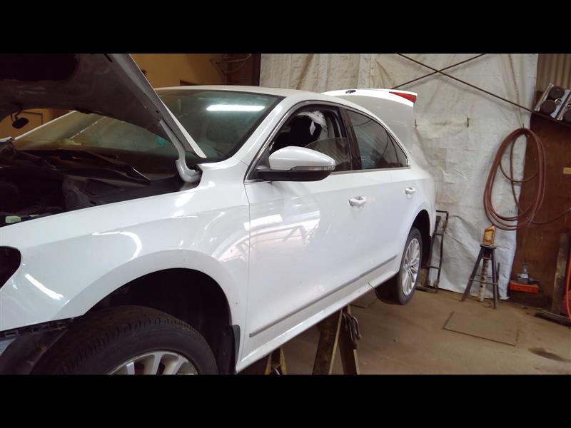 https://f005.backblazeb2.com/file/img-partshotlines-com/Inventory/NE207/Vehicle/1456516_03.jpg