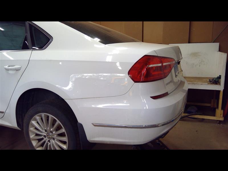 https://f005.backblazeb2.com/file/img-partshotlines-com/Inventory/NE207/Vehicle/1456516_06.jpg