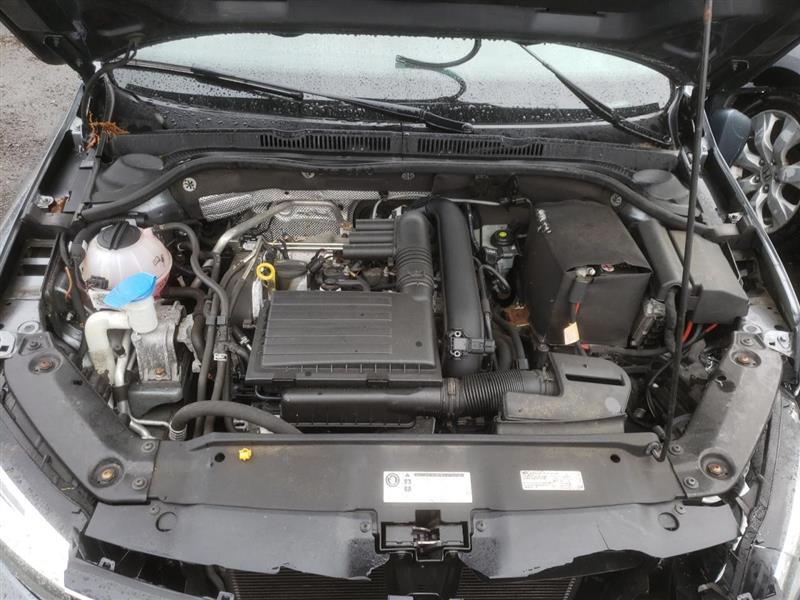 https://f005.backblazeb2.com/file/img-partshotlines-com/Inventory/NE207/Vehicle/1456522_07.jpg