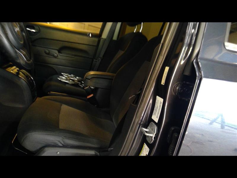 https://f005.backblazeb2.com/file/img-partshotlines-com/Inventory/NE207/Vehicle/1456530_04.jpg