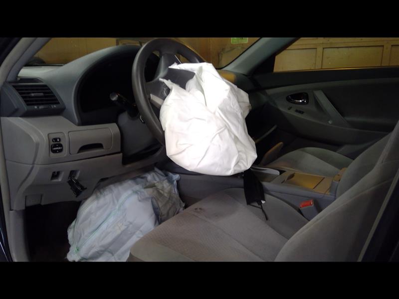 https://f005.backblazeb2.com/file/img-partshotlines-com/Inventory/NE207/Vehicle/1456540_07.jpg