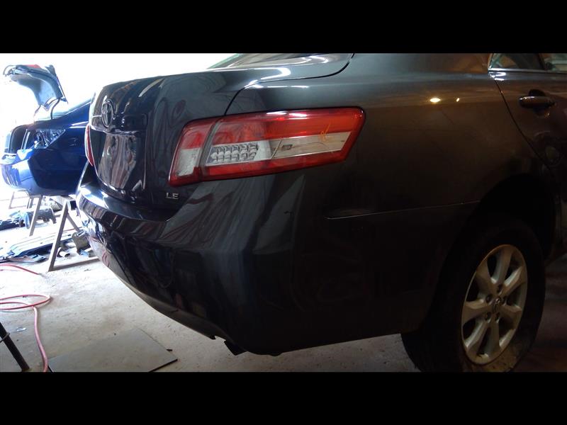 https://f005.backblazeb2.com/file/img-partshotlines-com/Inventory/NE207/Vehicle/1456540_09.jpg