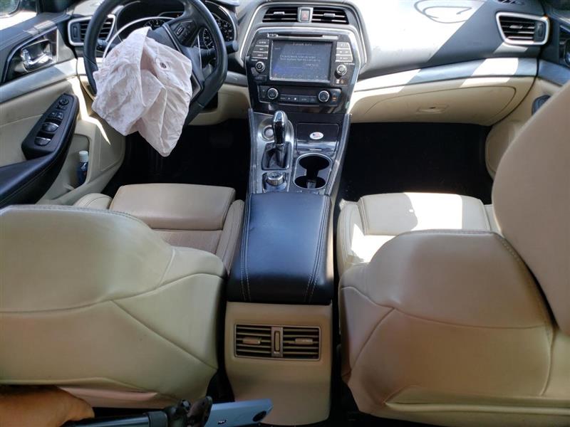 https://f005.backblazeb2.com/file/img-partshotlines-com/Inventory/NE207/Vehicle/1456812_08.jpg