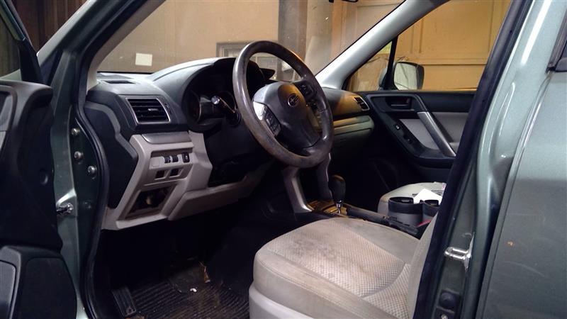 https://f005.backblazeb2.com/file/img-partshotlines-com/Inventory/NE207/Vehicle/1457123_06.jpg