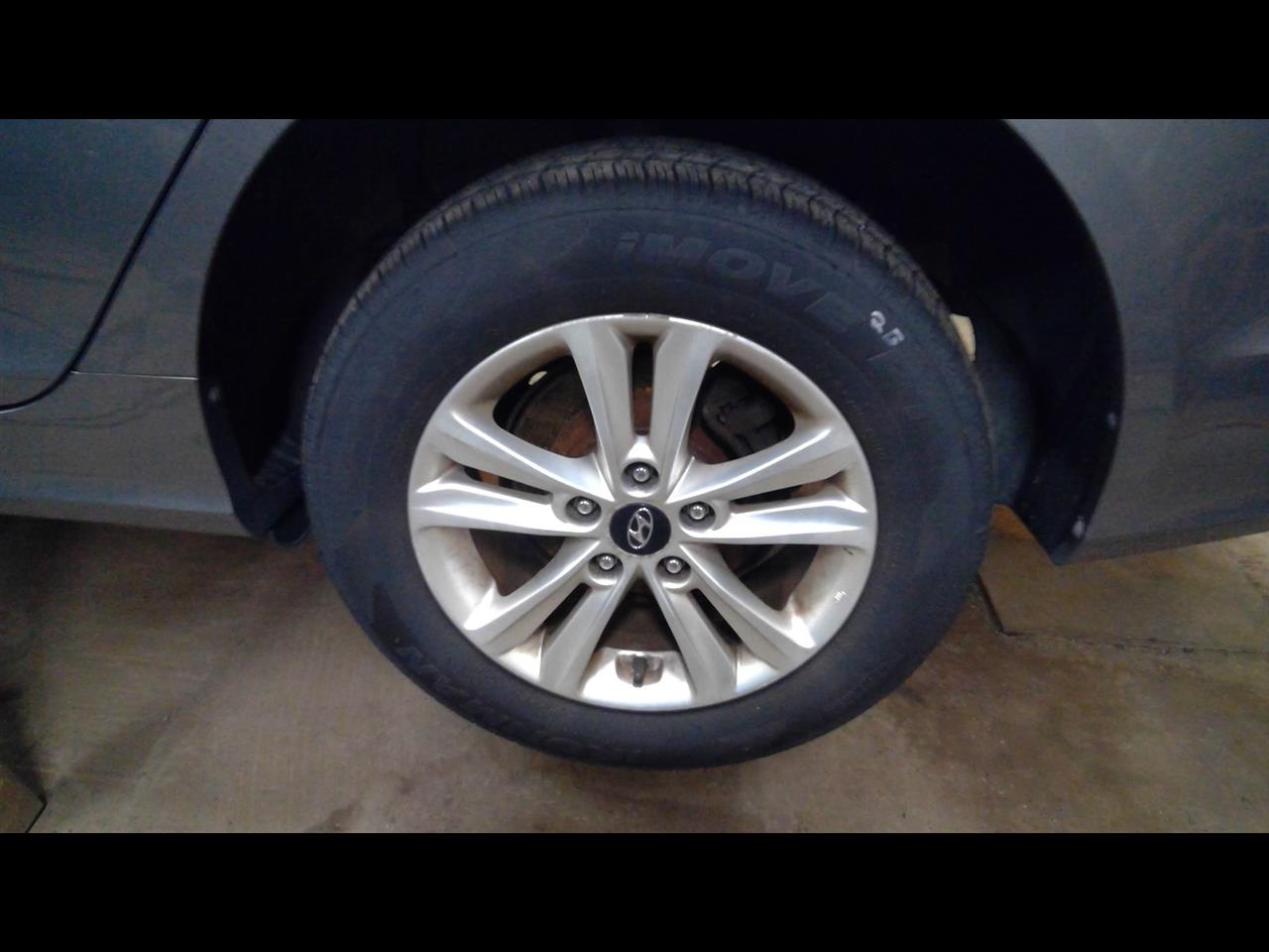 https://f005.backblazeb2.com/file/img-partshotlines-com/Inventory/NE207/Vehicle/1457654_10.jpg