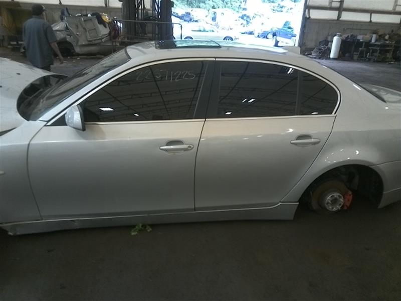 https://f005.backblazeb2.com/file/img-partshotlines-com/Inventory/NE219/Vehicle/247531_07.jpg