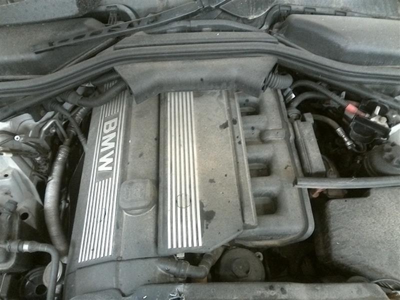 https://f005.backblazeb2.com/file/img-partshotlines-com/Inventory/NE219/Vehicle/247531_09.jpg