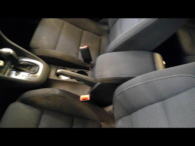 https://f005.backblazeb2.com/file/img-partshotlines-com/Inventory/NE219/Vehicle/261331_12.jpg