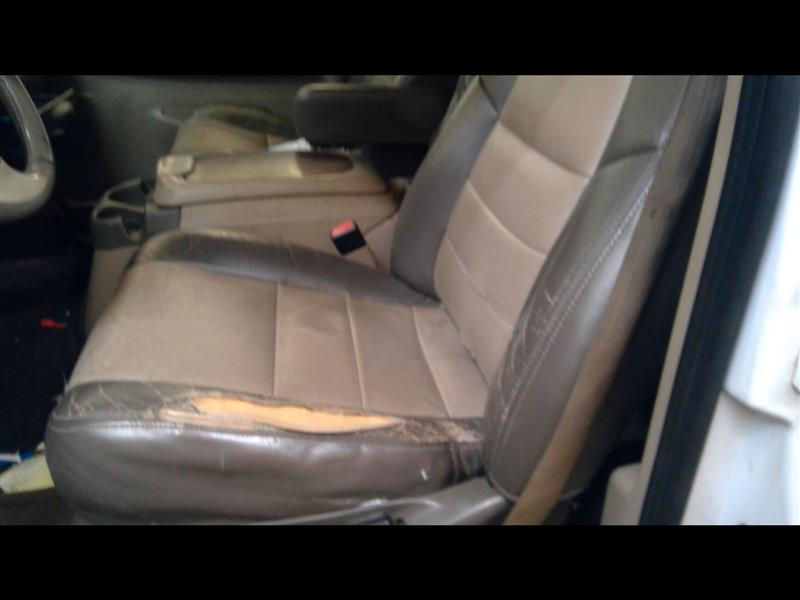 https://f005.backblazeb2.com/file/img-partshotlines-com/Inventory/NE219/Vehicle/275218_12.jpg