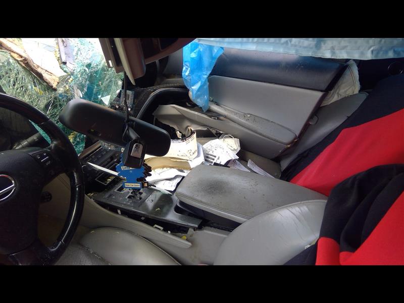 https://f005.backblazeb2.com/file/img-partshotlines-com/Inventory/NE219/Vehicle/353360_07.jpg