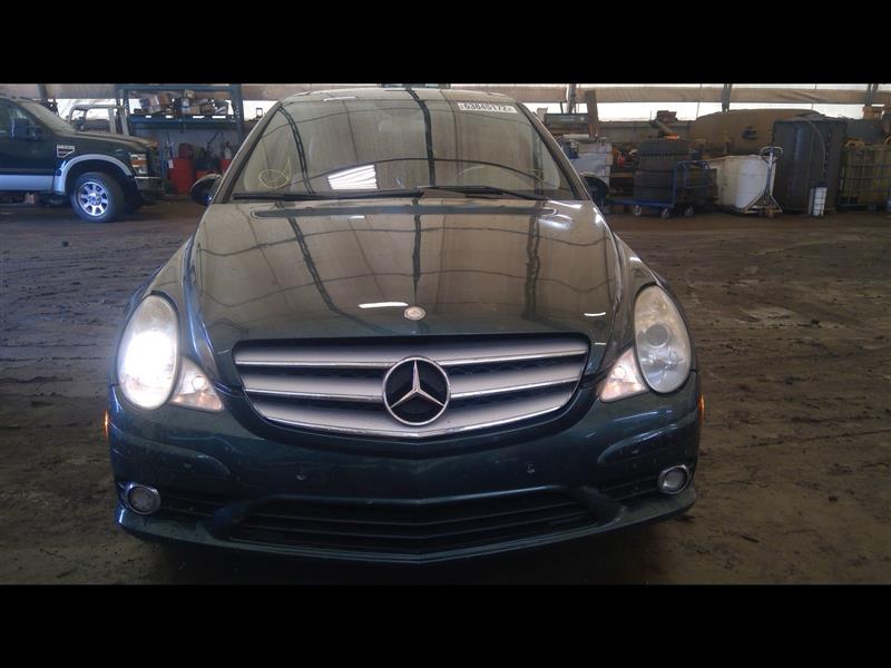 https://f005.backblazeb2.com/file/img-partshotlines-com/Inventory/NE219/Vehicle/366047_09.jpg