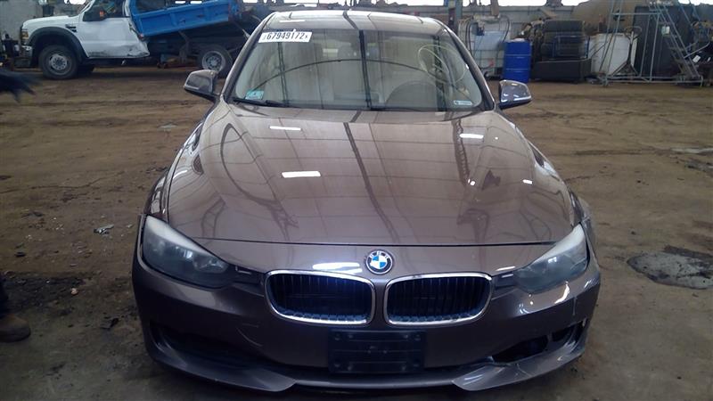 https://f005.backblazeb2.com/file/img-partshotlines-com/Inventory/NE219/Vehicle/372719_08.jpg