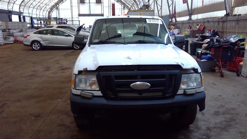 https://f005.backblazeb2.com/file/img-partshotlines-com/Inventory/NE219/Vehicle/379133_06.jpg