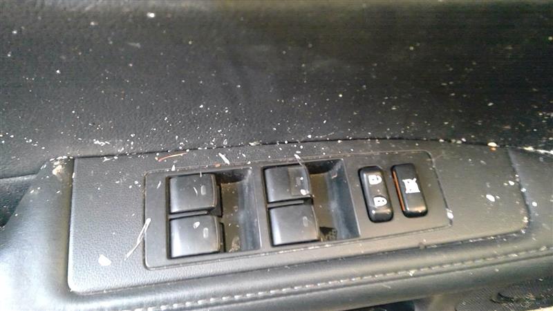 https://f005.backblazeb2.com/file/img-partshotlines-com/Inventory/NE219/Vehicle/406429_11.jpg