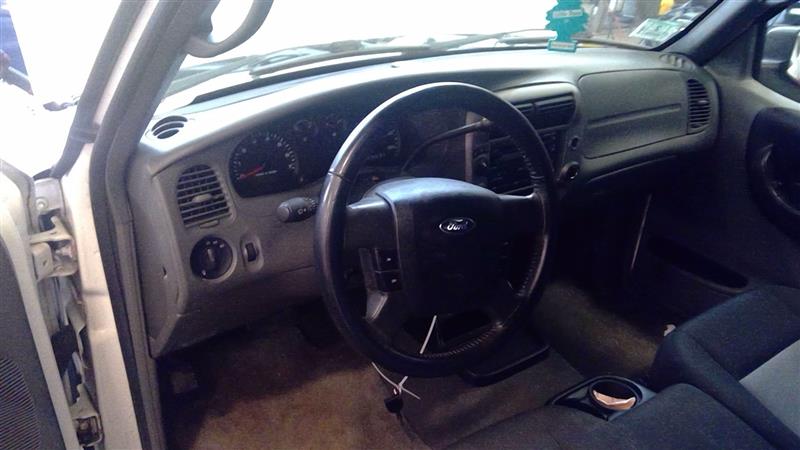 https://f005.backblazeb2.com/file/img-partshotlines-com/Inventory/NE219/Vehicle/418323_09.jpg