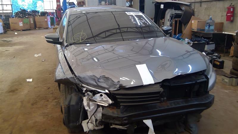 https://f005.backblazeb2.com/file/img-partshotlines-com/Inventory/NE219/Vehicle/421583_05.jpg