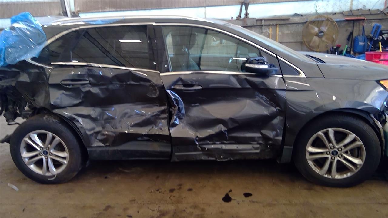 https://f005.backblazeb2.com/file/img-partshotlines-com/Inventory/NE219/Vehicle/432583_03.jpg