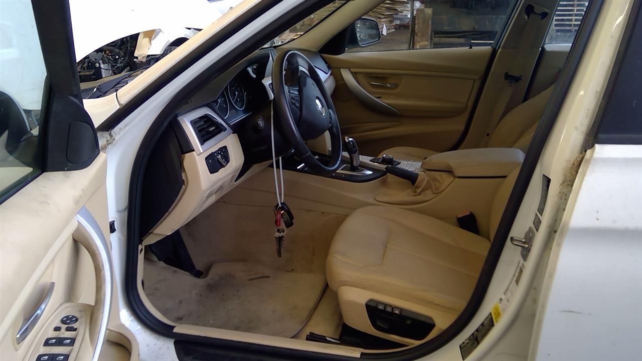 https://f005.backblazeb2.com/file/img-partshotlines-com/Inventory/NE219/Vehicle/448477_08.jpg