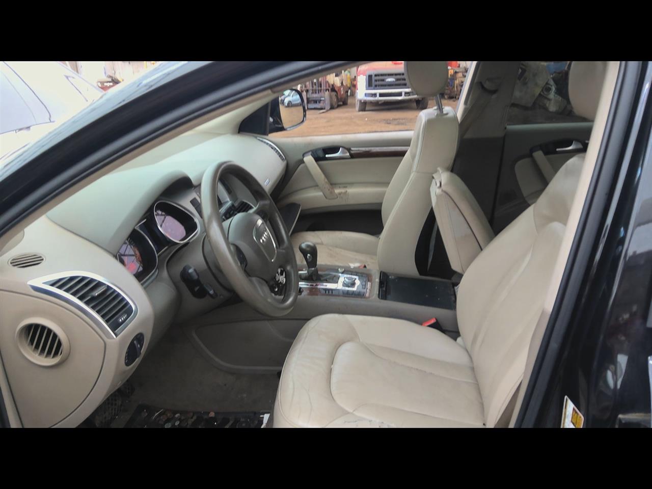 https://f005.backblazeb2.com/file/img-partshotlines-com/Inventory/NE219/Vehicle/453983_08.jpg