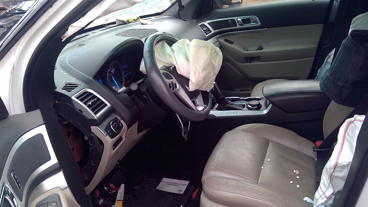https://f005.backblazeb2.com/file/img-partshotlines-com/Inventory/NE219/Vehicle/456983_10.jpg