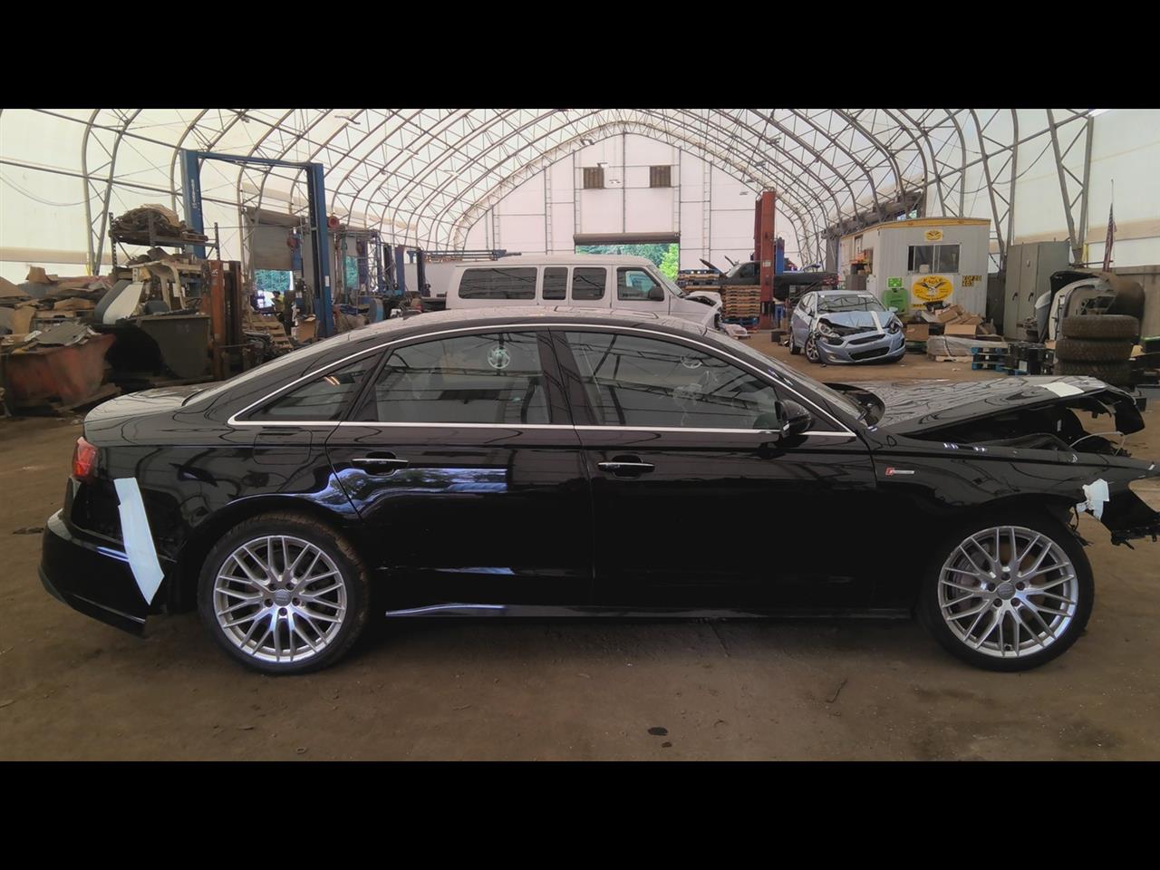 https://f005.backblazeb2.com/file/img-partshotlines-com/Inventory/NE219/Vehicle/460735_05.jpg