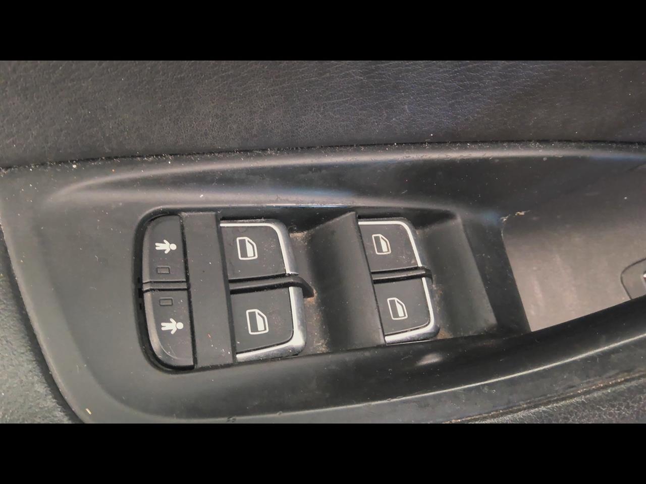 https://f005.backblazeb2.com/file/img-partshotlines-com/Inventory/NE219/Vehicle/460735_12.jpg