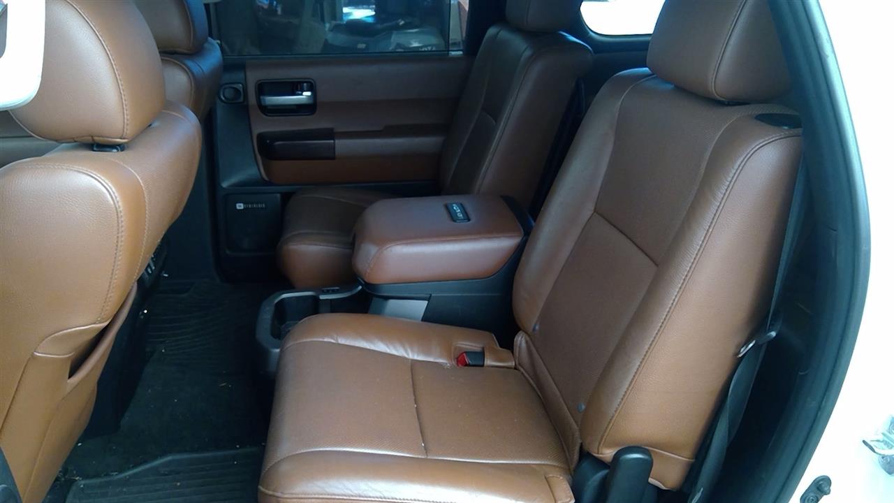 https://f005.backblazeb2.com/file/img-partshotlines-com/Inventory/NE219/Vehicle/462827_17.jpg