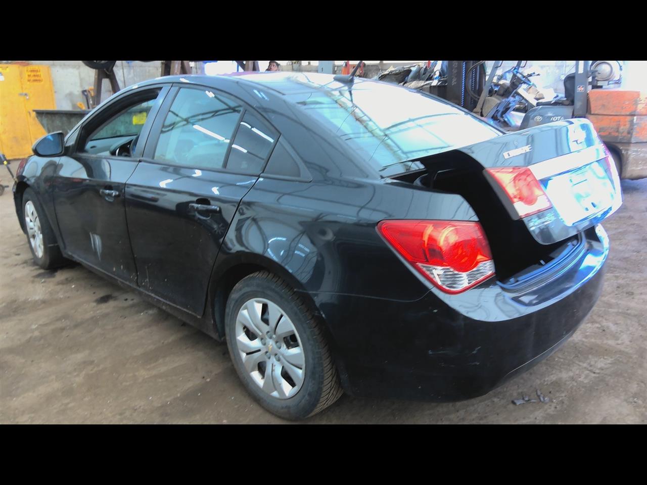 https://f005.backblazeb2.com/file/img-partshotlines-com/Inventory/NE219/Vehicle/463510_05.jpg