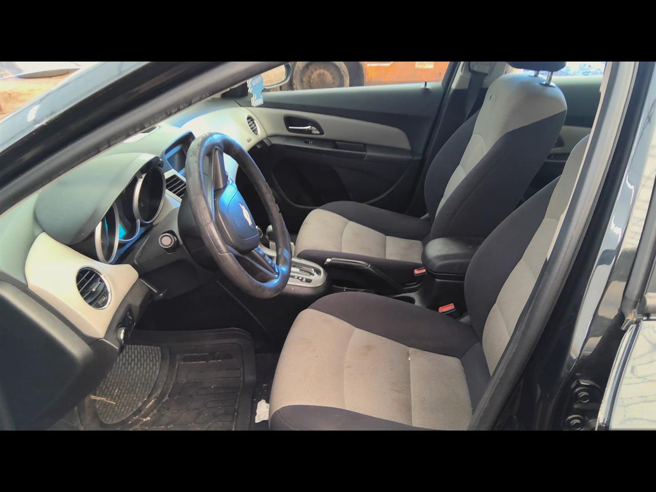 https://f005.backblazeb2.com/file/img-partshotlines-com/Inventory/NE219/Vehicle/463510_09.jpg