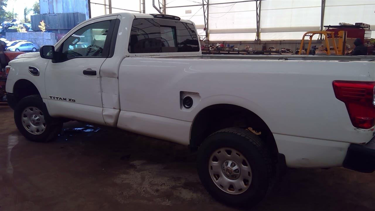 https://f005.backblazeb2.com/file/img-partshotlines-com/Inventory/NE219/Vehicle/463868_04.jpg