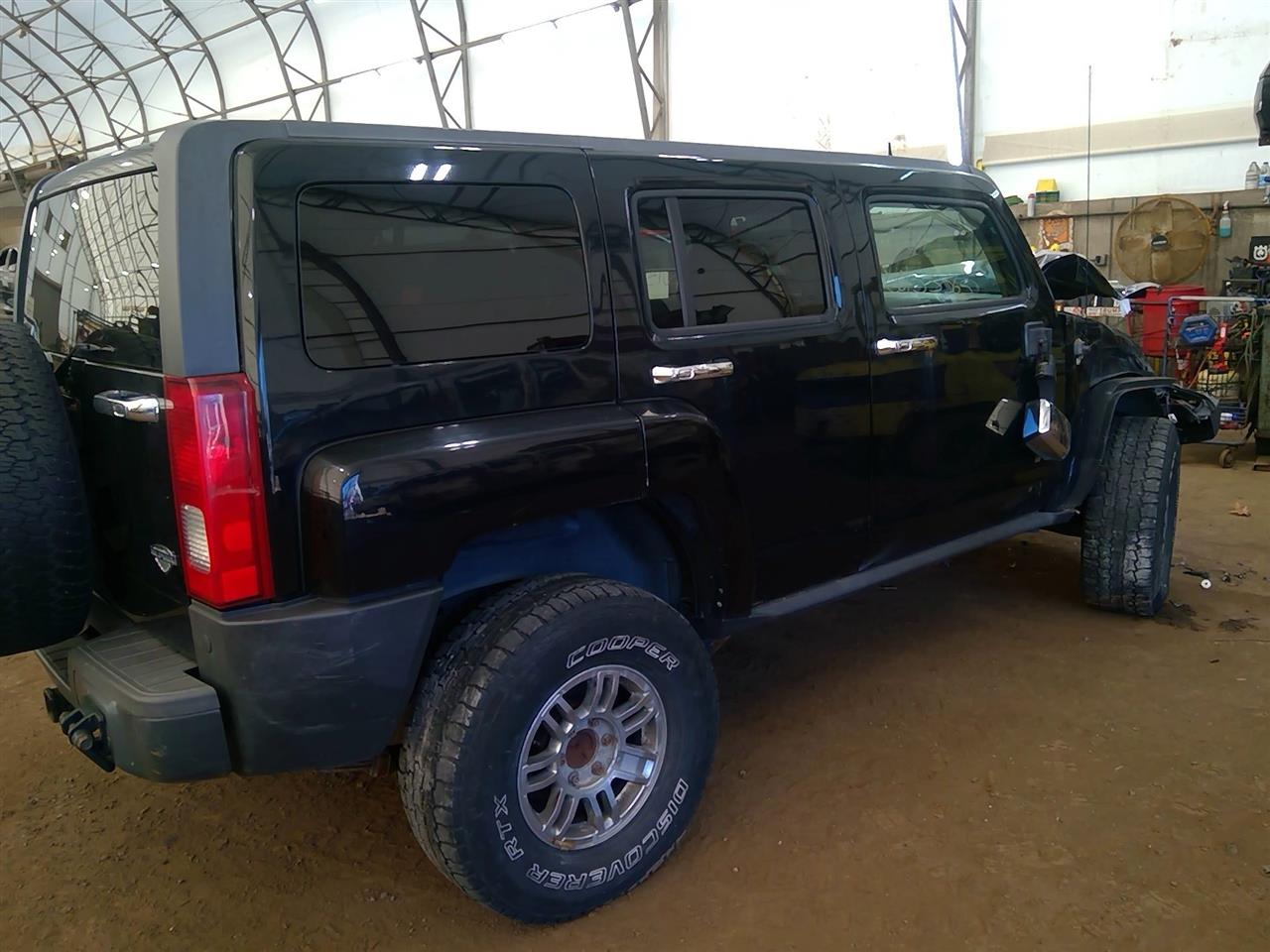 https://f005.backblazeb2.com/file/img-partshotlines-com/Inventory/NE219/Vehicle/466864_08.jpg