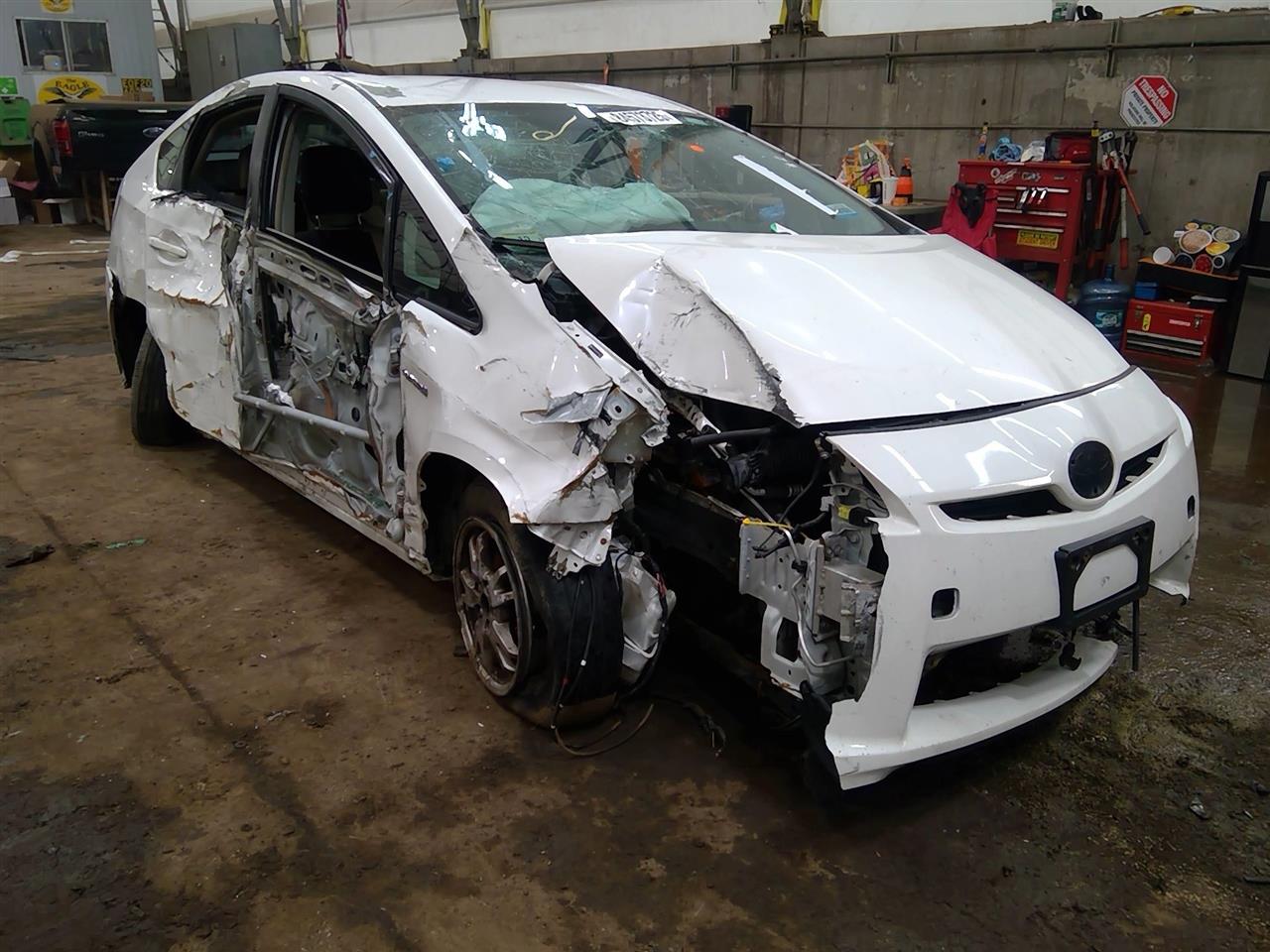 https://f005.backblazeb2.com/file/img-partshotlines-com/Inventory/NE219/Vehicle/467285_05.jpg